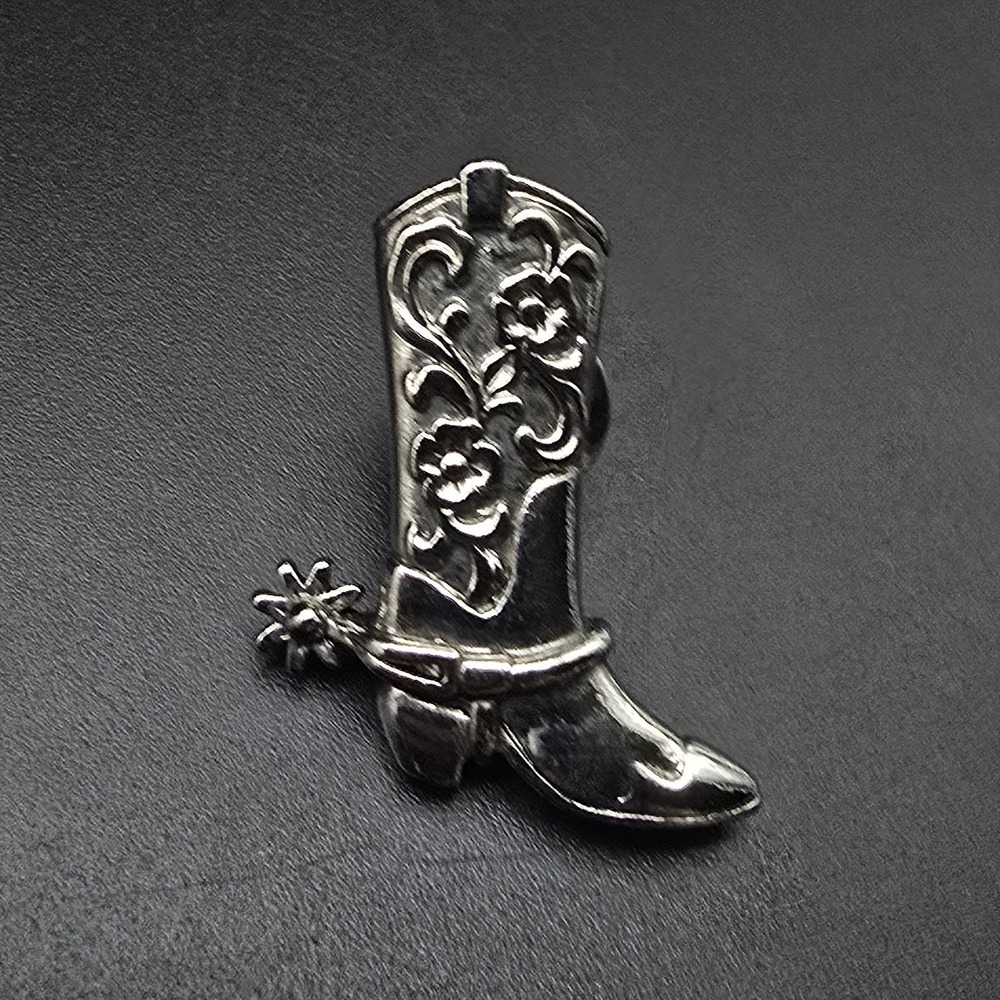 Avon Cowboy Boot Pin Silver Tone Western Vintage Costume Jewelry